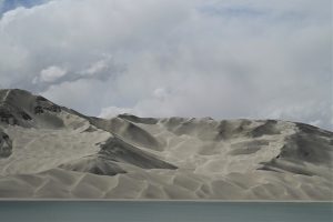 新疆ウィグル自治区・の写真　パミールの宝石3-10