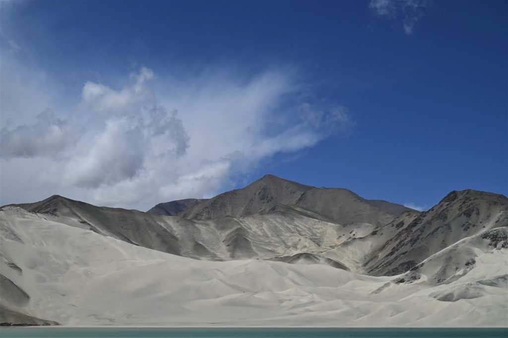 新疆ウィグル自治区・の写真　パミールの宝石3-4