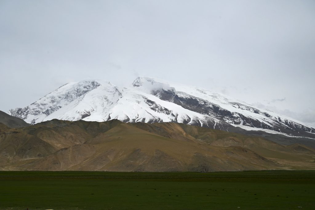 新疆ウィグル自治区・の写真　パミールの宝石6-1