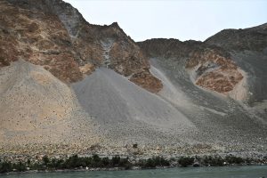 新疆ウィグル自治区・の写真　世界の屋根と氷河2-10