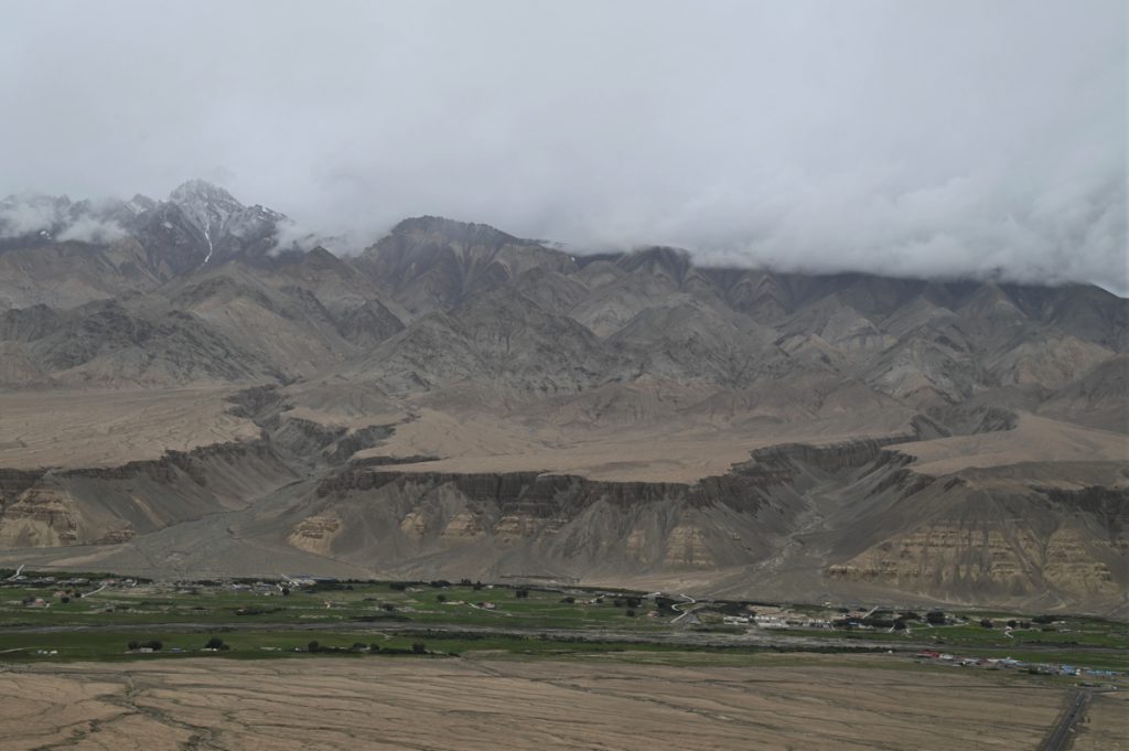 新疆ウィグル自治区・の写真　世界の屋根と氷河4-5