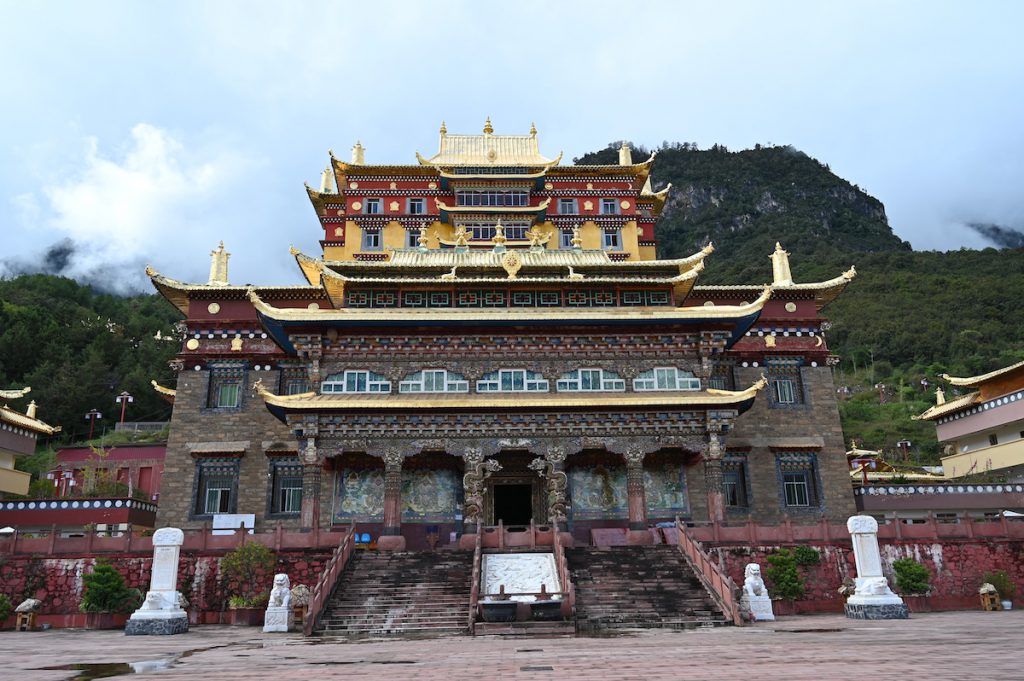 四川省・の写真　木里（muli)王国（ジョセフ・ロックの足跡を訪ねて）4-2