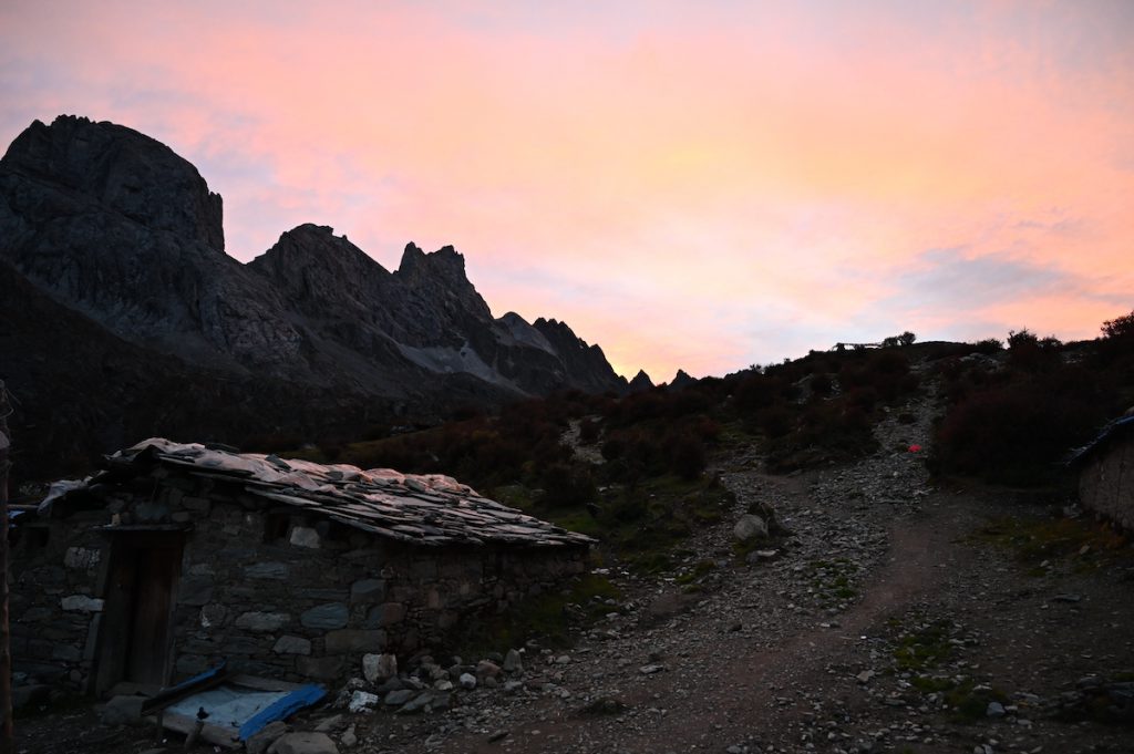 四川省・の写真　亞丁転山4-4