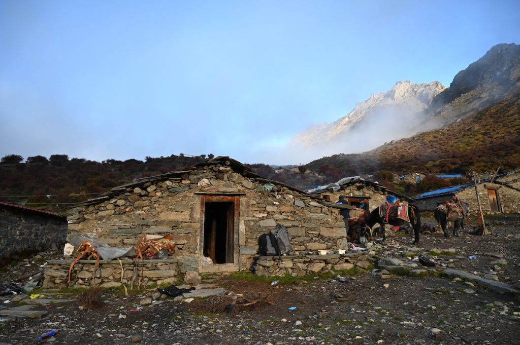 四川省・の写真　亞丁転山5-1