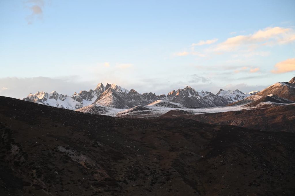四川省・の写真　亞丁から白玉へ3-3