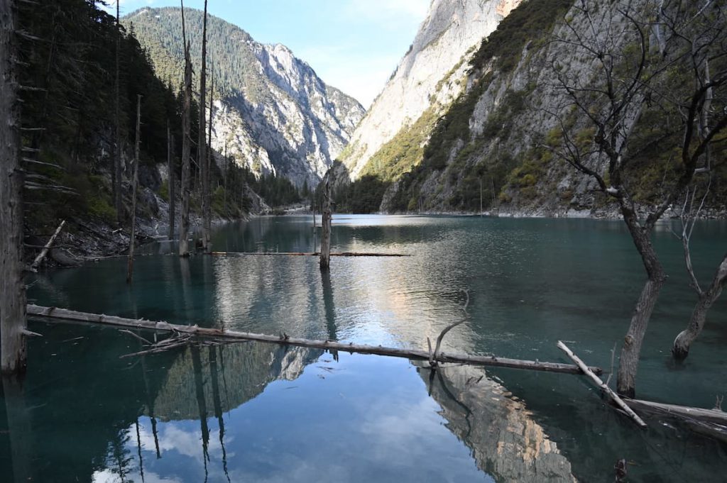 四川省・の写真　亞丁から白玉へ7-1