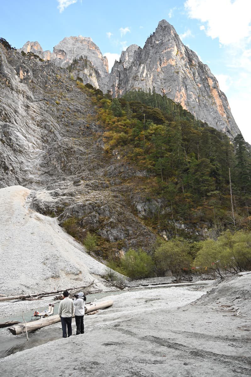 四川省・の写真　亞丁から白玉へ7-4