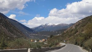 四川省・の写真　亞丁から白玉へ7-9