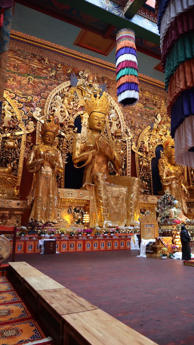 四川省・十明佛学院と白玉寺の写真　海抜５千mの仏教学院3-5