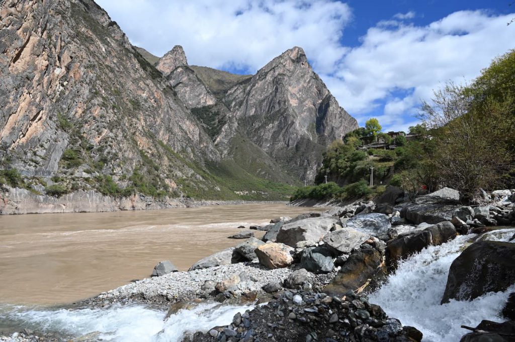四川省・十明佛学院と白玉寺の写真 海抜5千mの仏教学院5-1