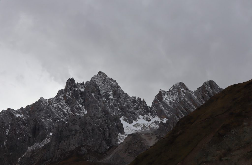 四川省・徳格印経院と甘孜県の写真　チベット文化の宝庫と温泉の街3-2