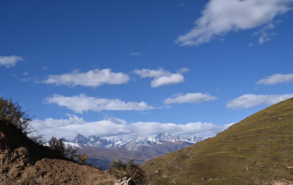四川省・の写真　景観国道317号を行く6-3