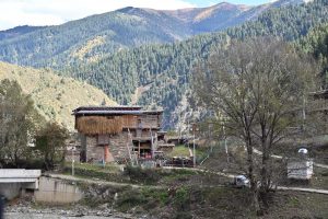 四川省・の写真　景観国道317号を行く6-8