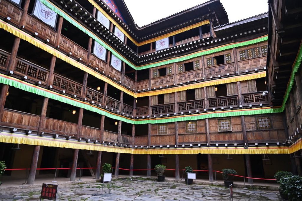 四川省・の写真　景観国道317号を行く8-2