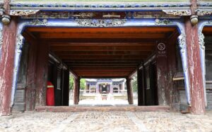 青海省・の写真　青海省の明代古城と寺2-11