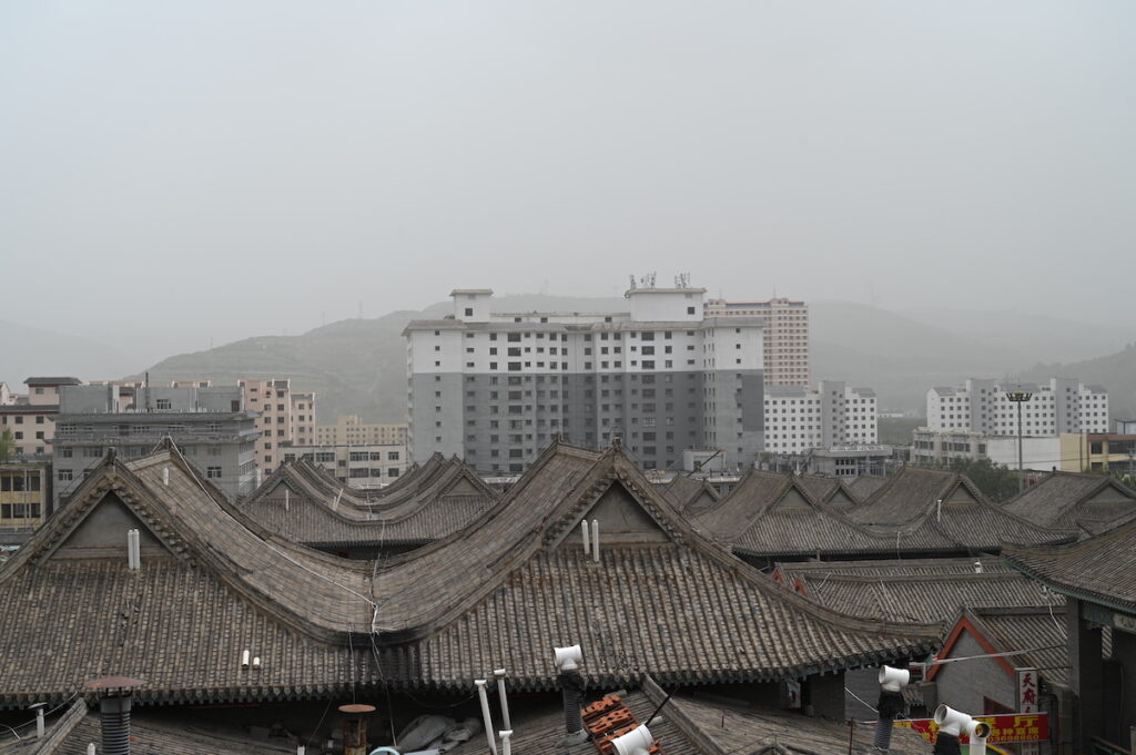 青海省・の写真　青海省の明代古城と寺2-4