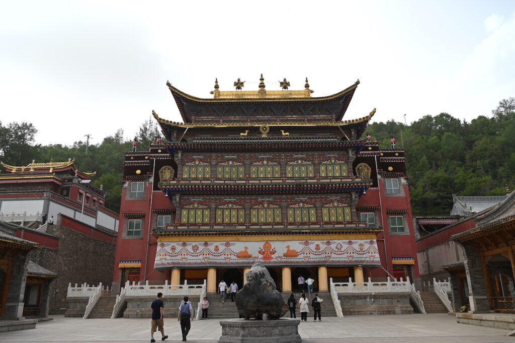 青海省・の写真　青海省の明代古城と寺3-3