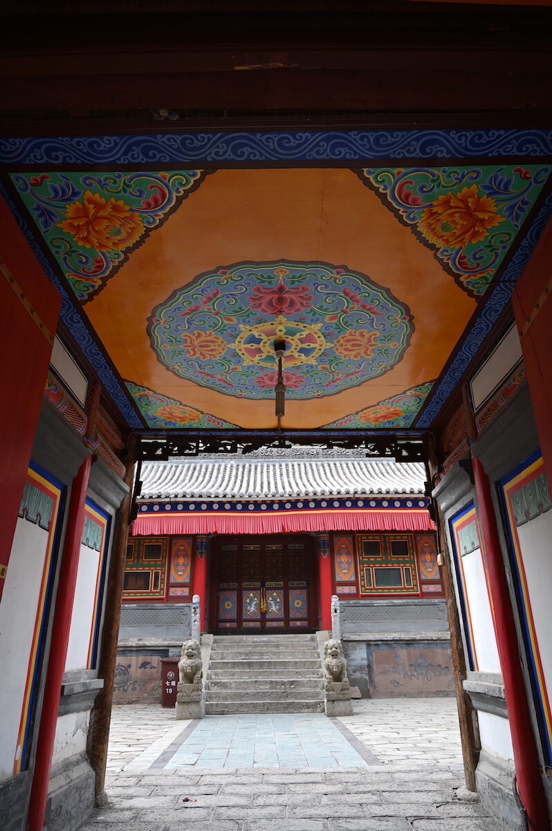 青海省・の写真　青海省の明代古城と寺3-5