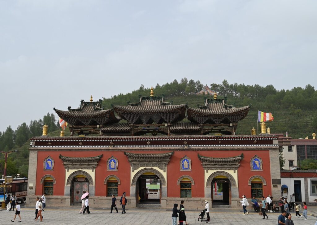 青海省・の写真　青海省の明代古城と寺4-5