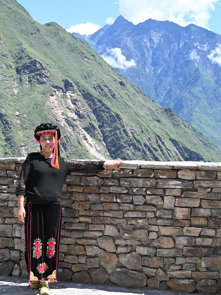 四川省・の写真 四姑娘山(スクニャン山)の渓谷を歩き中路蔵寨を訪ねる9-2