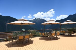 四川省・の写真 四姑娘山(スクニャン山)の渓谷を歩き中路蔵寨を訪ねる9-7