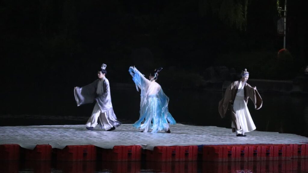 山西省・の写真　中原の都、洛陽應天門と牡丹5-3