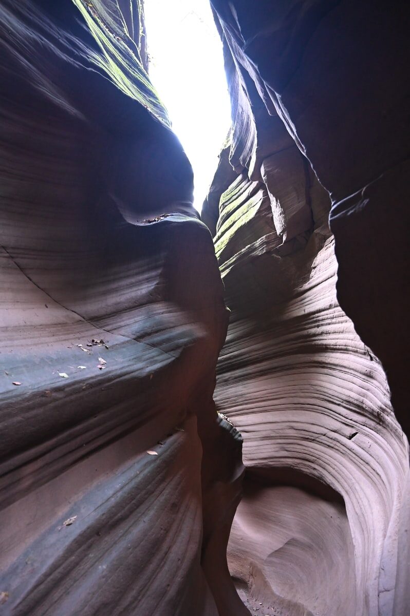 陝西省・の写真　岩と光の夢の回廊5-3