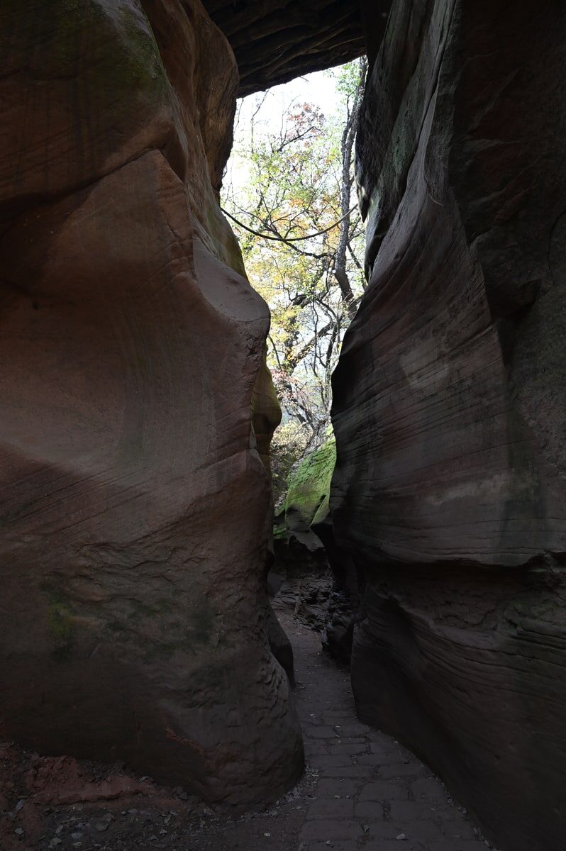 陝西省・の写真　岩と光の夢の回廊7-4
