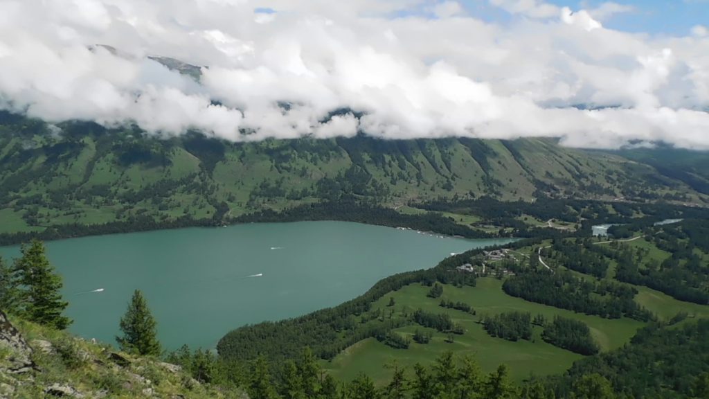 新疆ウィグル自治区・喀納斯（カナス）の写真　最後の浄土2-2