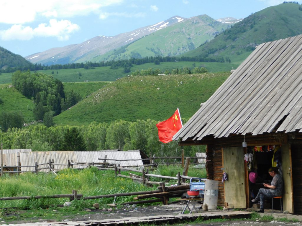 新疆ウィグル自治区・喀納斯（カナス）禾木村の写真　トゥバ族と哈薩克（カザフ）族の浄土-4