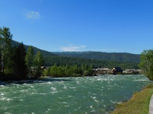 新疆ウィグル自治区・喀納斯（カナス）禾木村の写真　トゥバ族と哈薩克（カザフ）族の浄土2-6