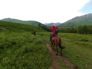 新疆ウィグル自治区・喀納斯(カナス)禾木村の写真 トゥバ族と哈薩克(カザフ)族の浄土3-10