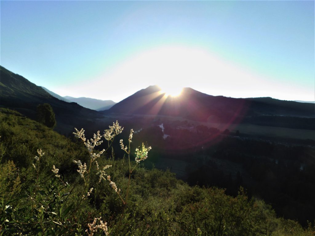 新疆ウィグル自治区・喀納斯(カナス)禾木村の写真 トゥバ族と哈薩克(カザフ)族の浄土3-5