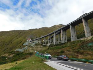 四川省・貢嗄（コンガ）山と海螺（ハイロウ）溝の写真　高山を仰ぐ壮大なドラマ-10