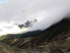 四川省・貢嗄（コンガ）山と海螺（ハイロウ）溝の写真　高山を仰ぐ壮大なドラマ-7