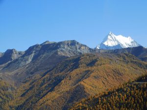 四川省・仙乃日の写真　神々の山-10