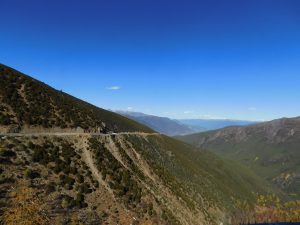 四川省・仙乃日の写真　神々の山-11