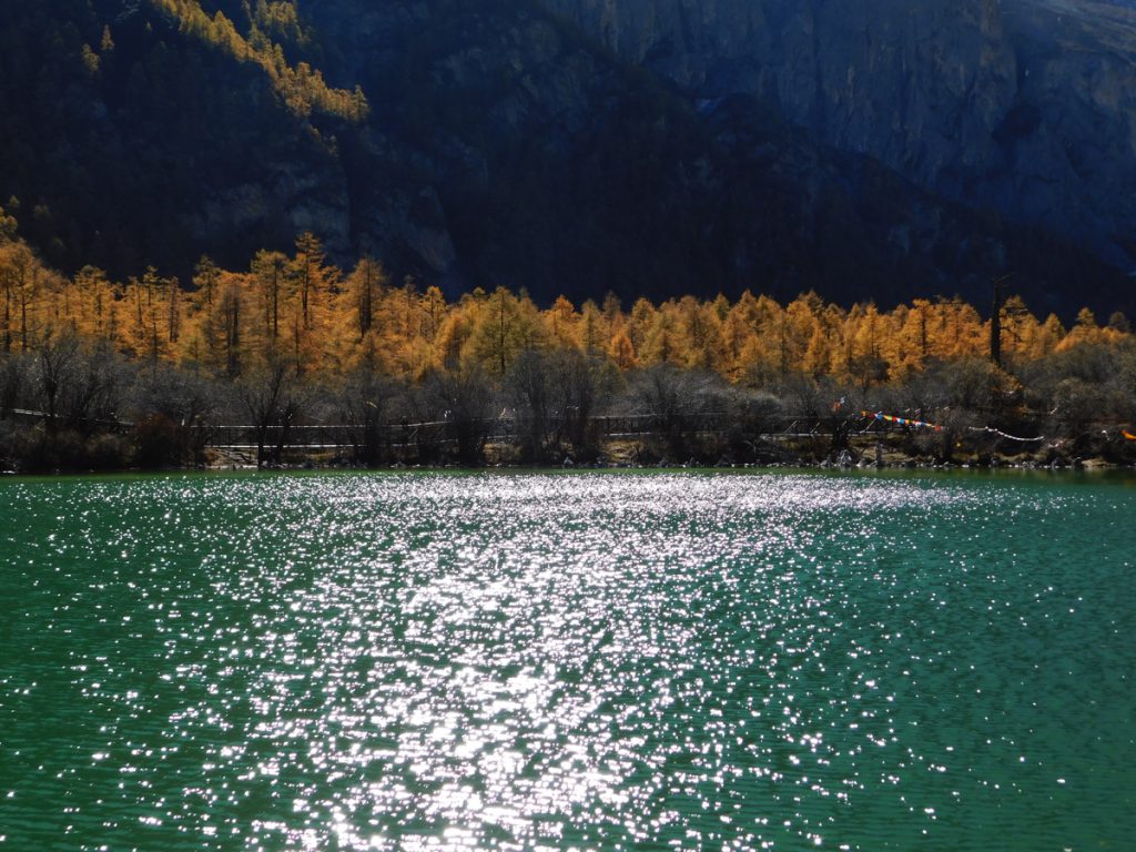 四川省・仙乃日の写真　神々の山-5