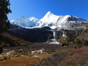 四川省・牛奶海と五色海への道／牛奶海／五色海の写真　感涙のブルー-6