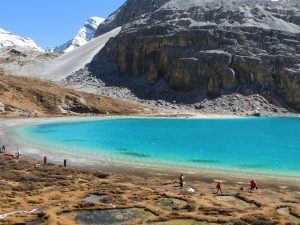 四川省・牛奶海と五色海への道 牛奶海 五色海の写真　感涙のブルー2-11