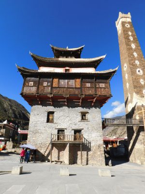 四川省・丹巴藏寨の写真　美人谷のある藏族の村-8