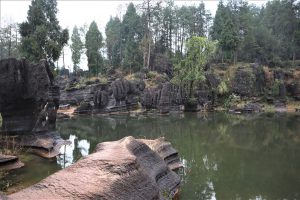 湖南省・芙蓉鎮、紅石林の写真 千年の古鎮と奇岩2-6