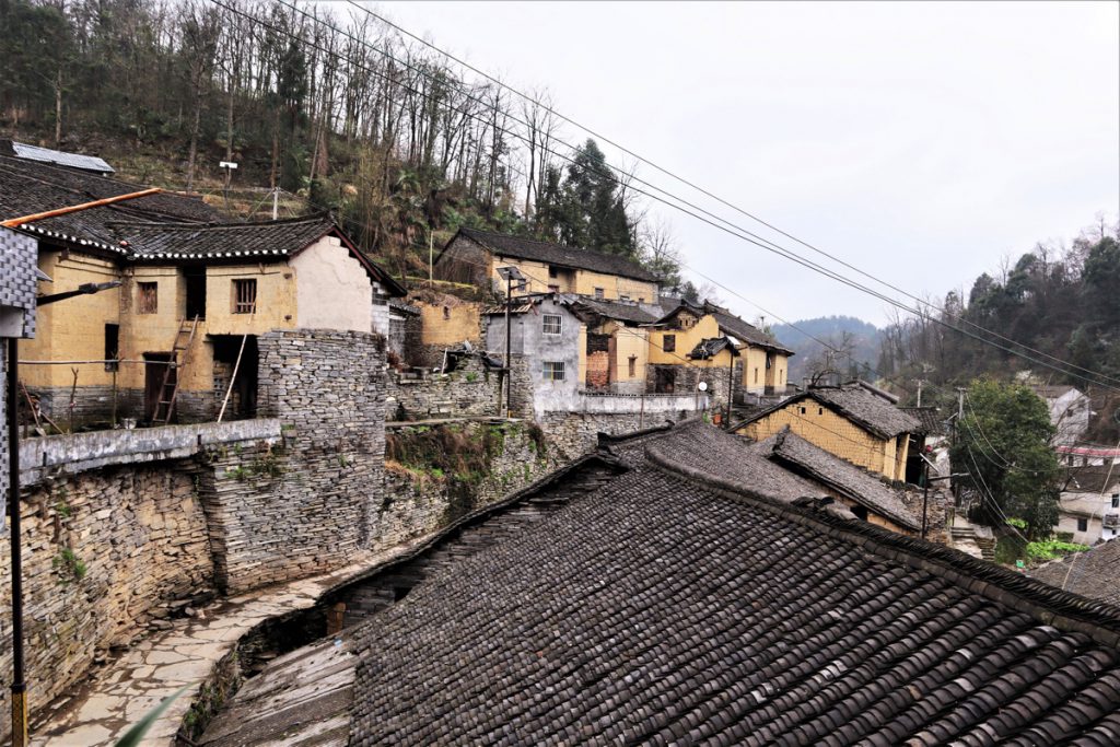 湖南省・苗人谷と苗寨の写真　苗族文化が残る石積集落-3