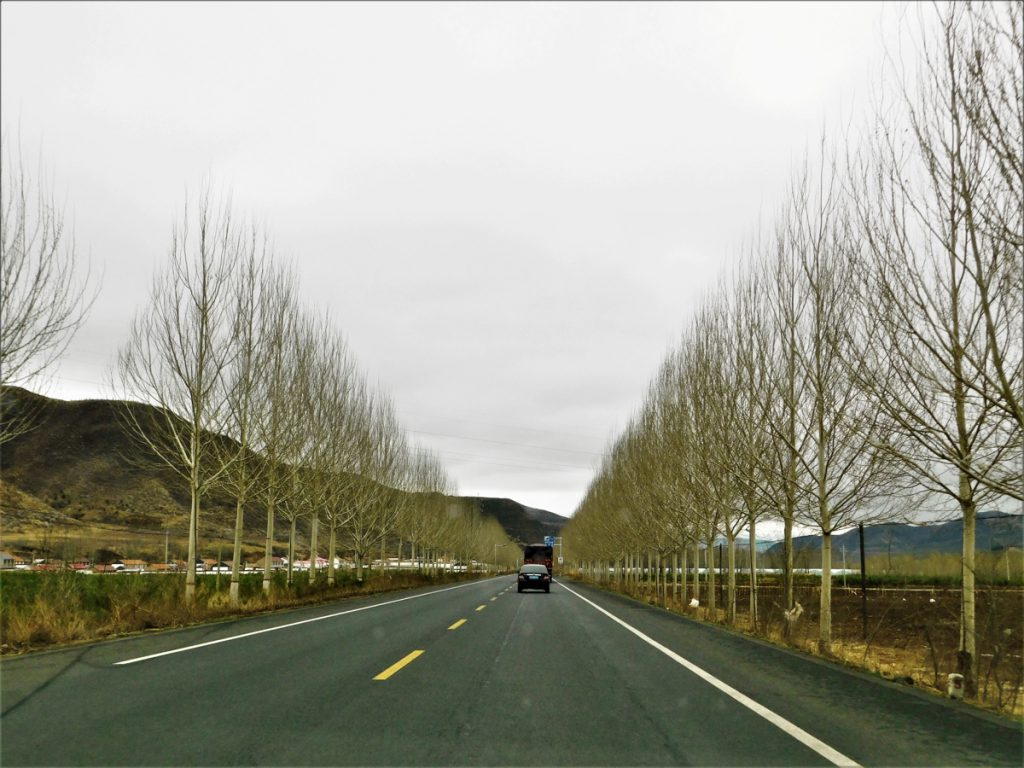 北京、河北省・北京から河北路を内モンゴルへ/奇岩の回廊(承徳近郊)/避暑山庄/普陀宗乗之廟/普楽寺夕景の写真 清朝四大皇帝、康熙帝ゆかりの地を訪ねて-3