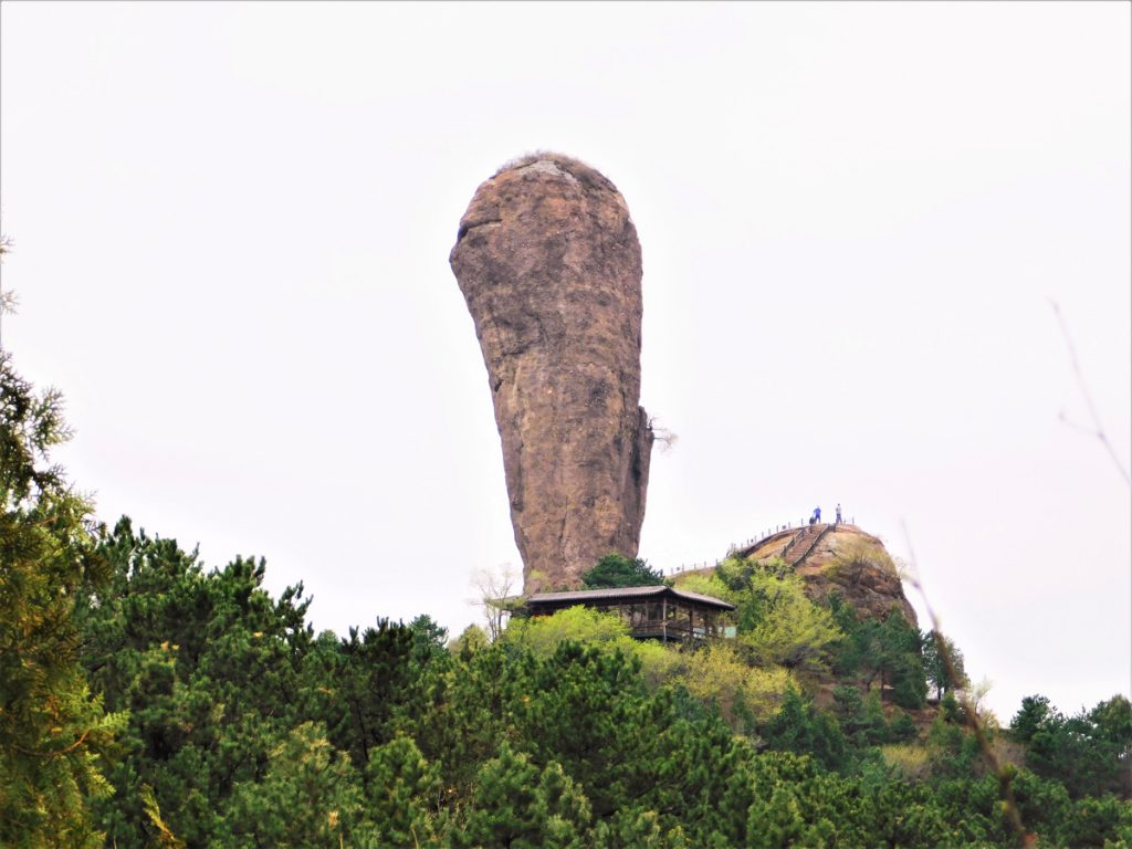北京、河北省・北京から河北路を内モンゴルへ 奇岩の回廊(承徳近郊) 避暑山庄 普陀宗乗之廟 普楽寺夕景の写真 清朝四大皇帝、康熙帝ゆかりの地を訪ねて2-1