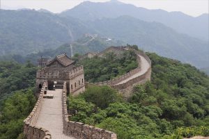 北京、河北省・北京から河北路を内モンゴルへ 奇岩の回廊(承徳近郊) 避暑山庄 普陀宗乗之廟 普楽寺夕景の写真 清朝四大皇帝、康熙帝ゆかりの地を訪ねて2-11