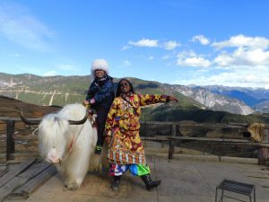 雲南省・虎跳峡と神河橋、哈巴（ハバ）雪山と玉龍雪山の写真　天空の路を行く3-10