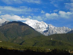 雲南省・虎跳峡と神河橋、哈巴（ハバ）雪山と玉龍雪山の写真　天空の路を行く3-7