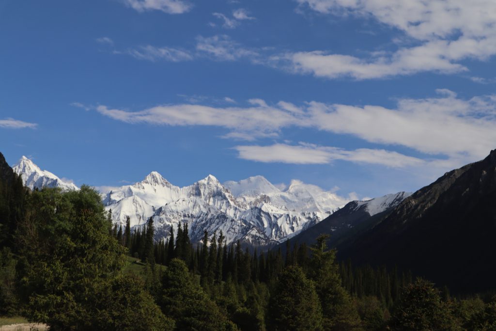 新疆ウィグル自治区・夏塔古道の写真　シルクロードの古道を歩く3-5