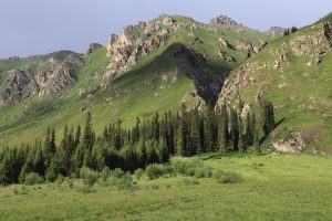 新疆ウィグル自治区・夏塔古道の写真　シルクロードの古道を歩く3-9
